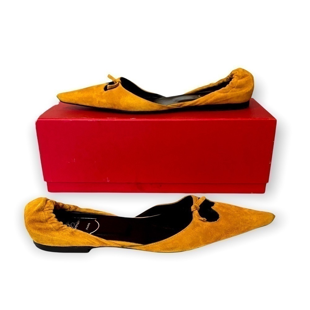 Roger‎ Vivier Mustard Suede Leather D'Orsay Pointed Toe Flats size 38.5 EU